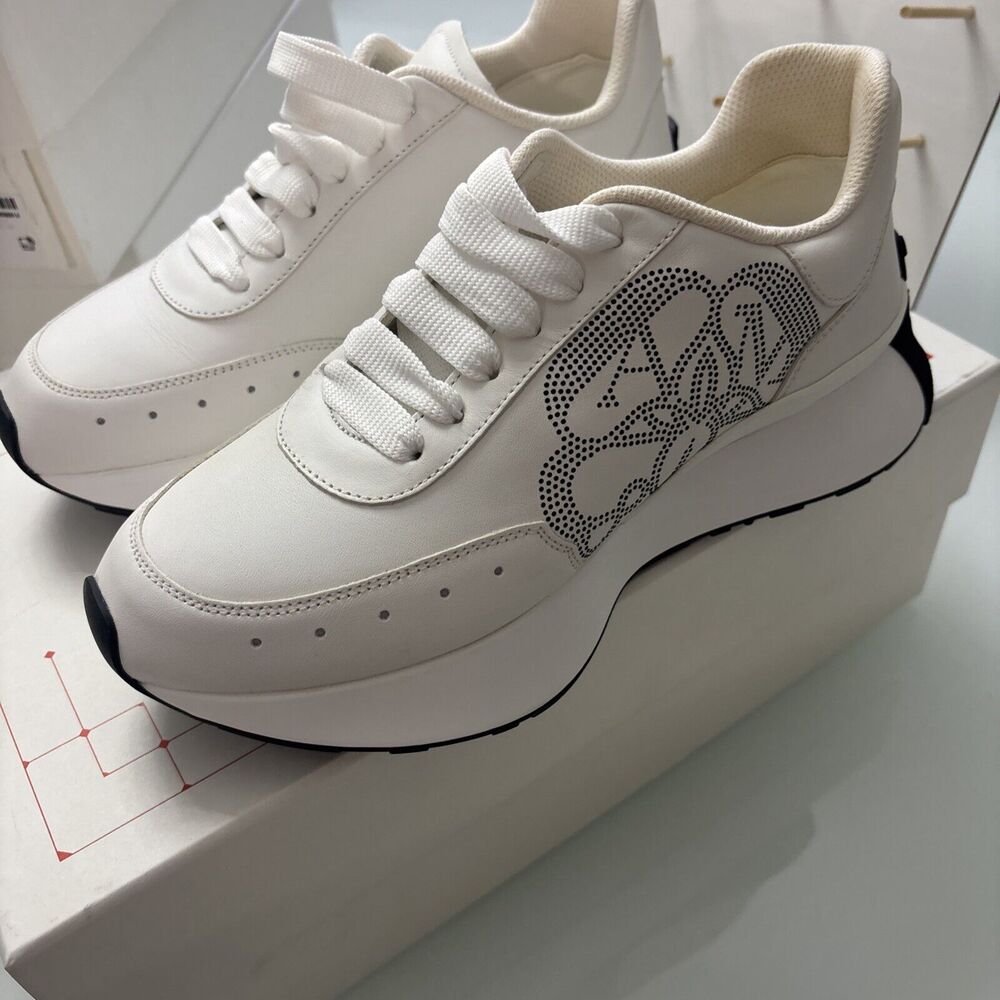 Alexander McQueen Womens White Casual And Fashion Sneakers 38.5